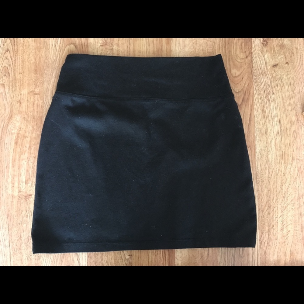 Black skirt